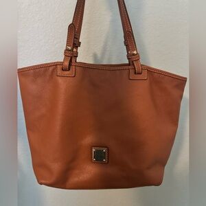 Dooney & Bourke Leather tote bag